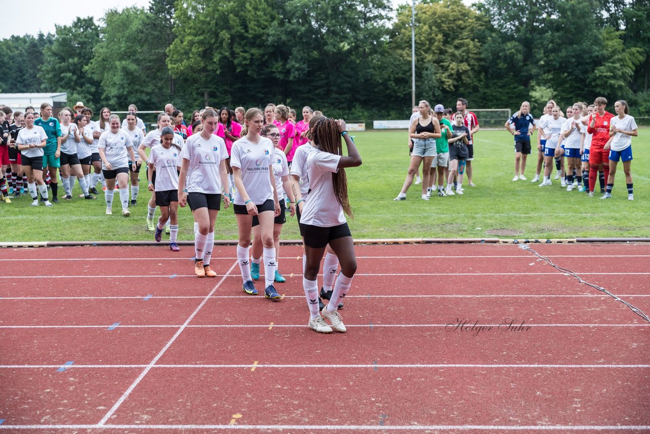 Bild 122 - Loewinnen Cup